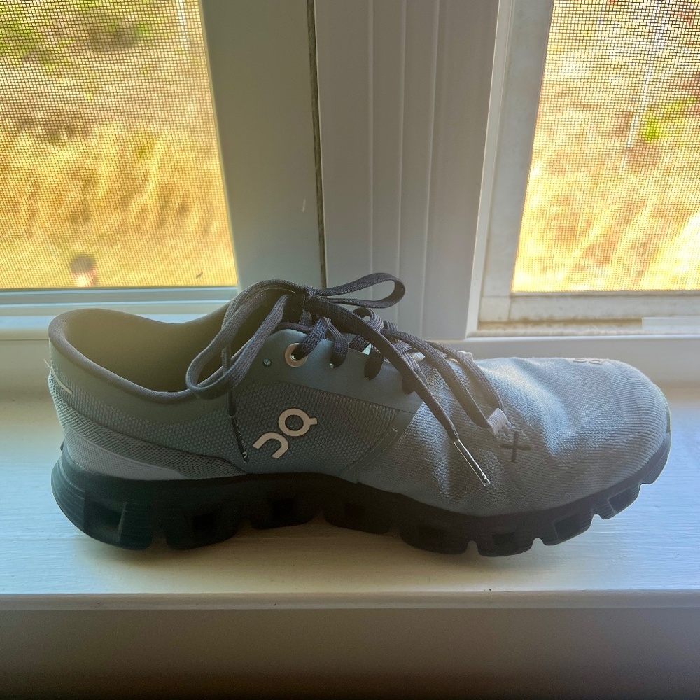 OC sneakers